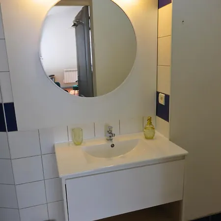 Appartement Renove 2 55m2 Parking Prive Et Wifi Troyes
