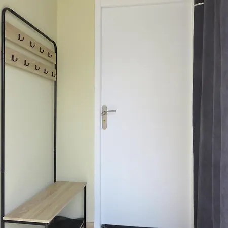 Appartement Renove 2 55m2 Parking Prive Et Wifi