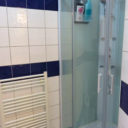 Renove 2 55m2 Parking Prive Et Wifi * Troyes